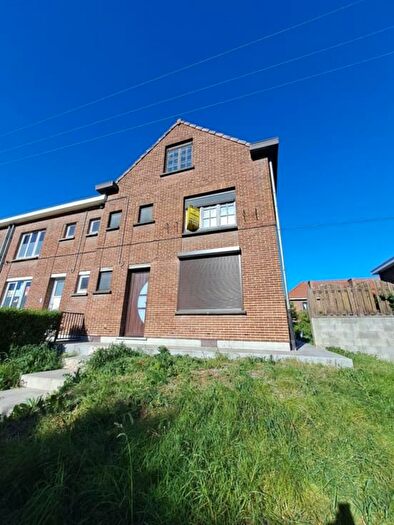 Maison 4 pièces à vendre à rue des Matyrs, Jemappes