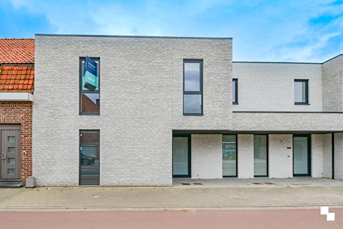 Maison 10 pièces à Diksmuidesteenweg A, Hooglede, à vendre
