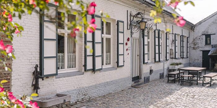 Maison 5 pièces à vendre à SintUrsmarusstraat, Zegelsem