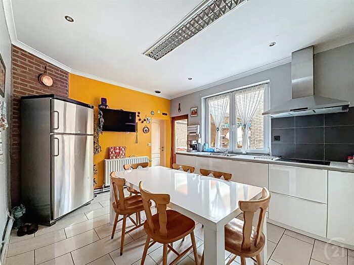 Rue du Laminoir, Liège - Maison 2 pièces à vendre