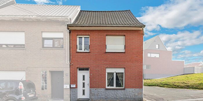 Maison 4 pièces à Eenestraat, Denderleeuw, à vendre