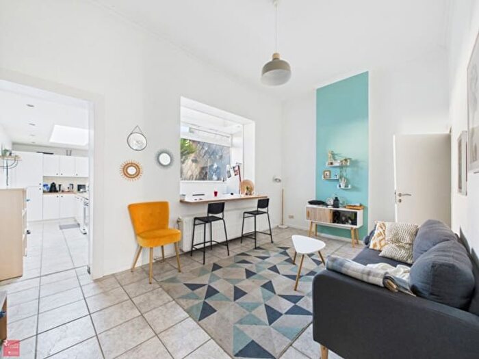 Appartement 1 pièce à louer à Chaussée de Namur, Charleroi MontigniessurSambre