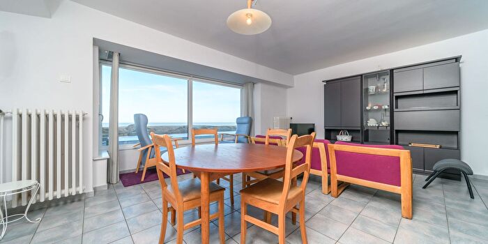 Zeedijk, SintIdesbald - Appartement 3 pièces à vendre
