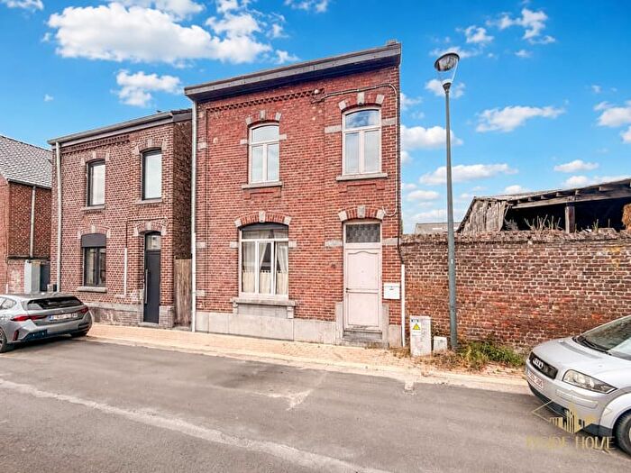 Maison 4 pièces à Rue de la Madeleine, VillerslaVille, à vendre