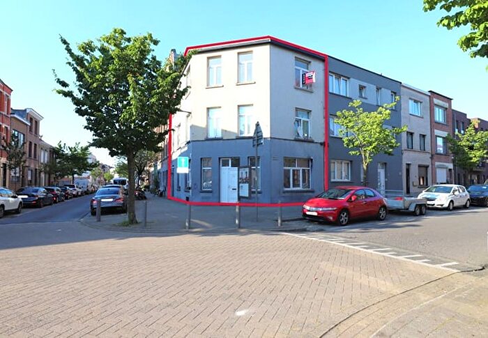 Maison 16 pièces à Polostraat, Wilrijk, à vendre