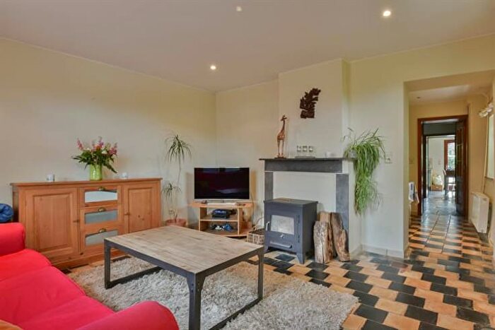 Chaussee de Marche, Feluy : Maison 2 pièces à louer
