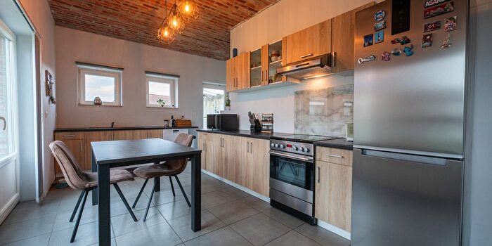SintMaartenstraat, Genoelselderen : Maison 3 pièces à vendre