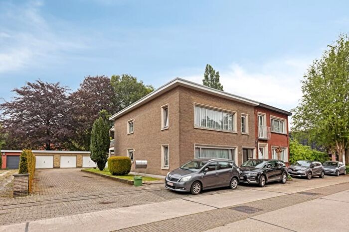 Maison 1 pièce à Veldstraat, Brasschaat, à vendre