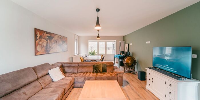 Maison 4 pièces à vendre - Kazernelaan, Helchteren