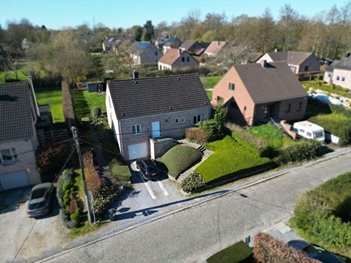 Rue du Château, Gembloux : Maison 3 pièces à vendre