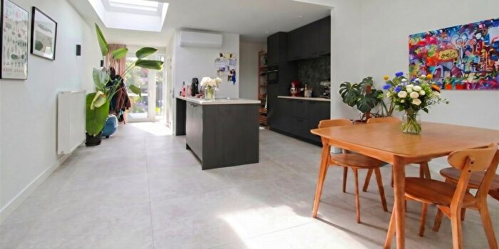 Maison 3 pièces à Komeetstraat, Lier, à vendre