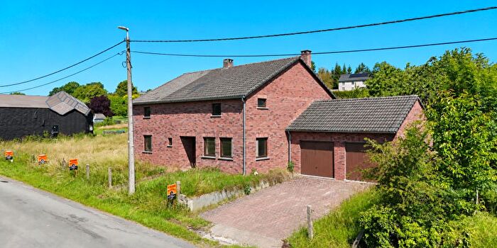 Maison 4 pièces à vendre à Voie du Condroz, ComblainauPont