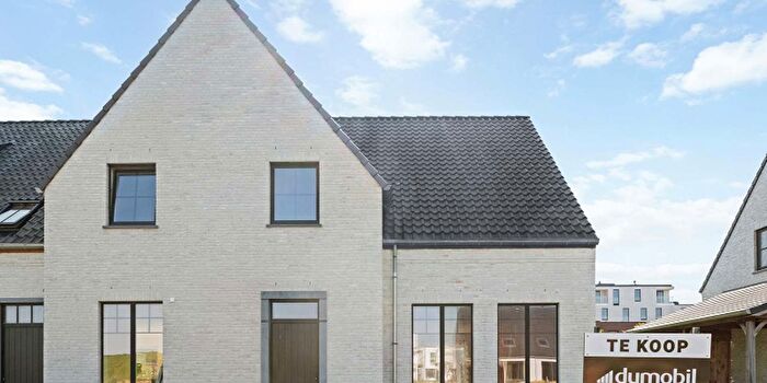 Maison 3 pièces à vendre à Corneel Heymansstraat, Hooglede