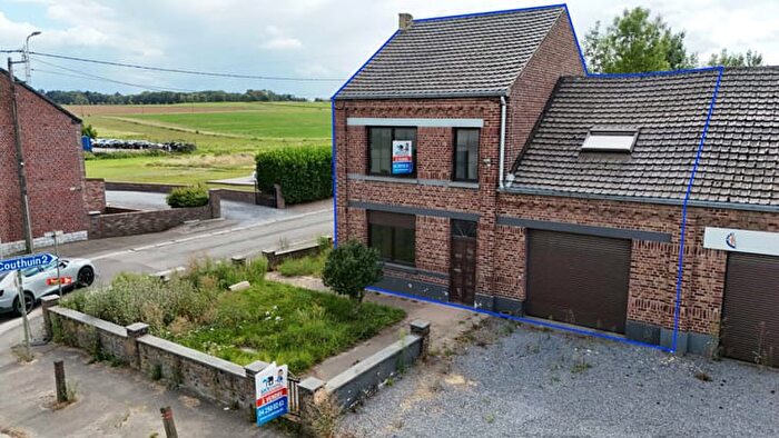 Maison 5 pièces à vendre à Chaussée de Wavre, Wanze