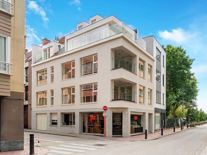 Maison 8 pièces à vendre à Kursaalstraat, HeistaanZee