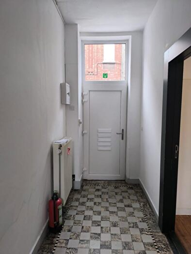 Rue Des Wallons, Liège : Maison 4 pièces à louer