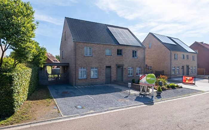 SintRochusstraat, Balen : Maison 3 pièces à vendre