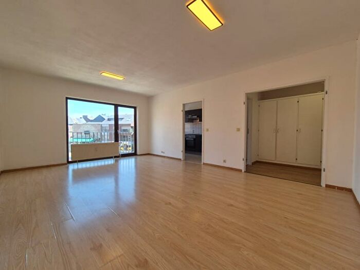 Rue De L'hôpital, Huy : Appartement 2 pièces à louer
