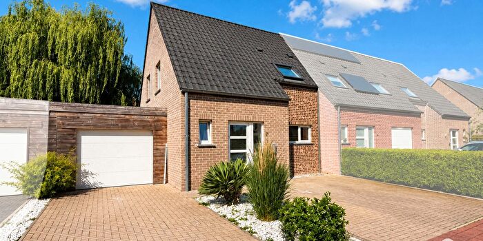 Maison 4 pièces à vendre - Moeskroen, Henegouwen