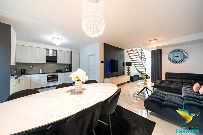 Rue de la Biesmes A, BOUFFIOULX : Maison 3 pièces à vendre