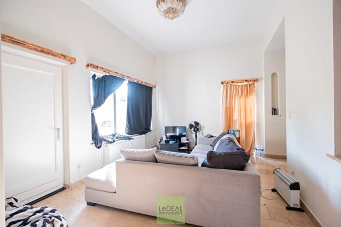 Appartement 2 pièces à Rue Astrid, Charleroi Gosselies, à vendre