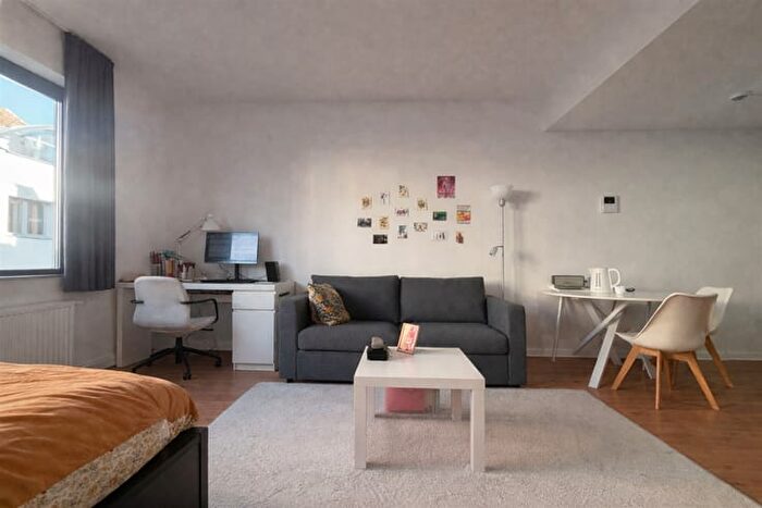 Appartement 1 pièce à Diestsestraat, Leuven, à louer