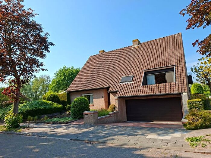 Antoon Verhulststraat, Assebroek - Maison 1 pièce à vendre