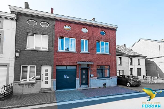 Rue Trieux Gossiaux, Wanfercéebaulet - Maison 4 pièces à vendre