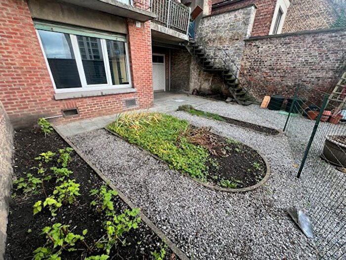 Rue de l'Armée Grouchy, Namur : Appartement à louer