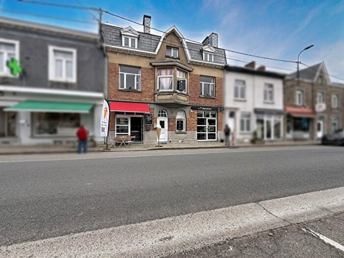 Maison 4 pièces à vendre - Rue de la Gendarmerie, Clavier