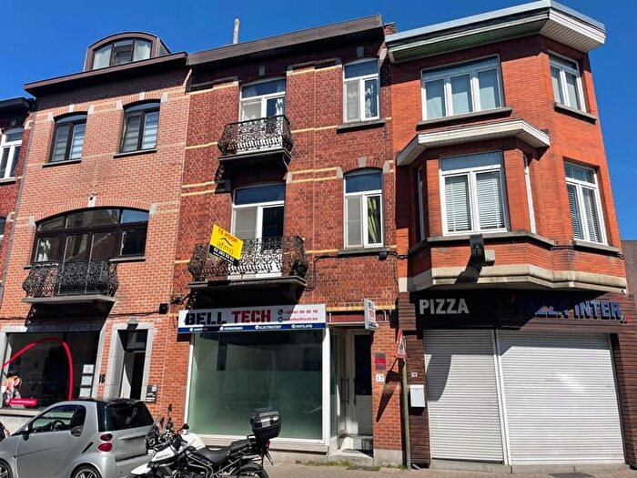 SintAmandsstraat, StrombeekBever : Maison 11 pièces à vendre