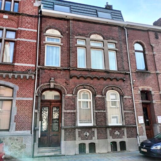 Appartement 2 pièces à Avenue Roosevelt, Charleroi Gosselies, à louer