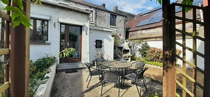 Rue Monin, Charleroi : Maison 6 pièces à vendre