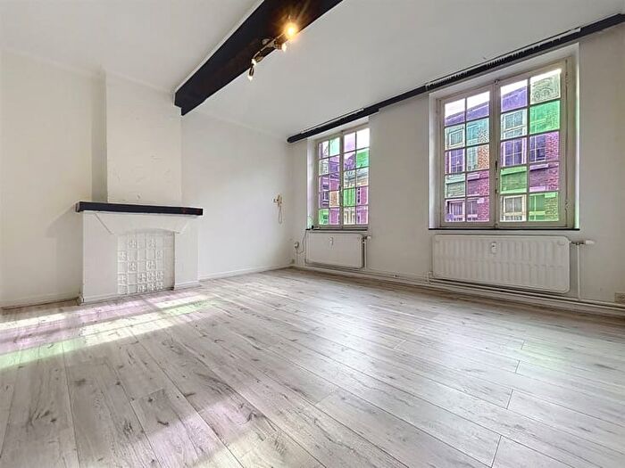 Rue Agimont, Liège : Appartement 1 pièce à vendre