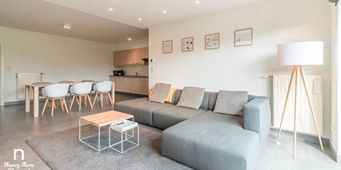Appartement 2 pièces à vendre à RodeRokstraat, Kuringen