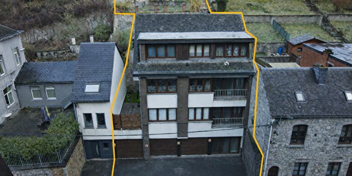 Appartement 4 pièces à vendre à Dinant, Namen