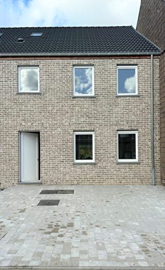 Maison 4 pièces à Rue D'ollignies, A, à vendre