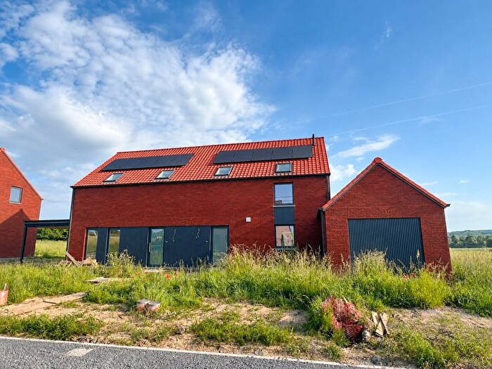 Camp et Haie E, ELLEZELLES - Maison 3 pièces à louer