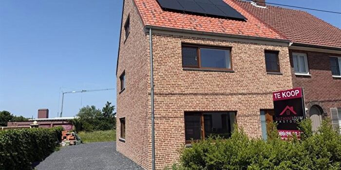 Maison 3 pièces à vendre à Maaseikerlaan, Neeroeteren