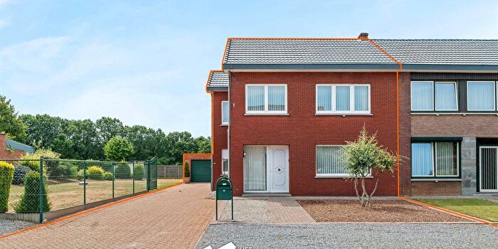Onderwijsstraat, Beverlo : Maison 3 pièces à vendre