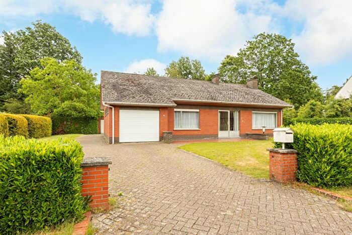 Meidoornlaan, Zoersel : Maison 3 pièces à vendre