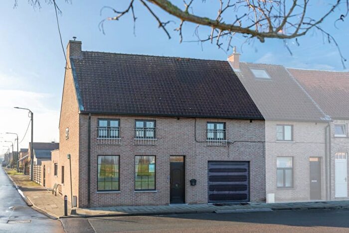 Maison 9 pièces à vendre à Pastoor Bontestraat, Eeklo