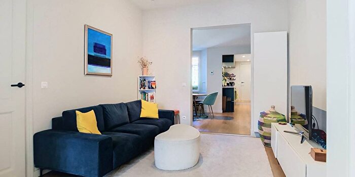 Adhemar Borinstraat, Zwijndrecht : Maison 3 pièces à louer