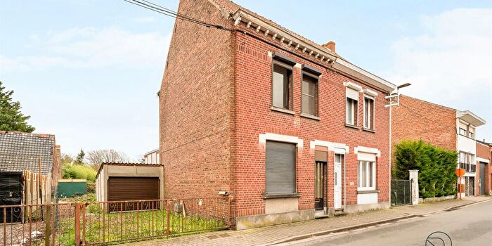 Rue Hautem, Tournai - Maison 3 pièces à vendre