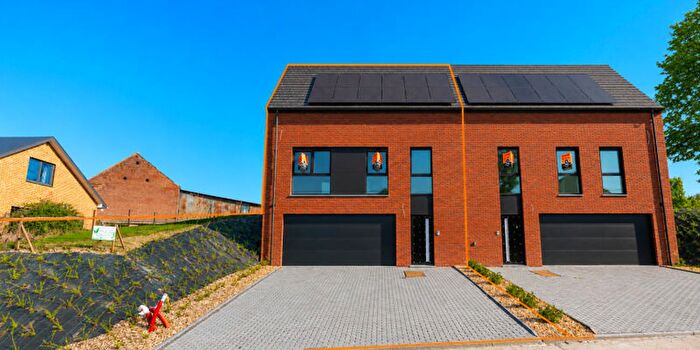 Rue Vinave des Stréats, Verlaine : Maison 3 pièces à vendre