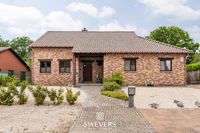 Schomstraat, Beringen : Maison 1 pièce à vendre