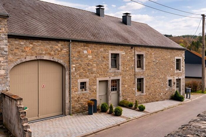 Maison 4 pièces à Rue de l'Impératrice, Tellin, à vendre