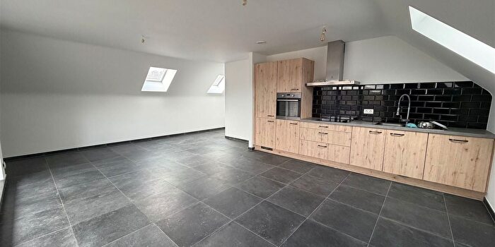 Rue de la Rochette, MarcheenFamenne - Appartement 1 pièce à louer