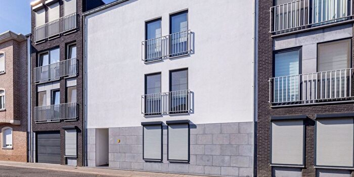 Neerweg P, HeistopdenBerg : Appartement 2 pièces à vendre