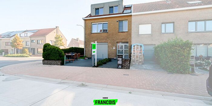 Maison 3 pièces à Dahliastraat, Uitkerke, à vendre